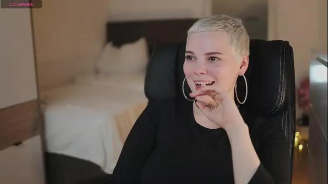Image 10 of lika_loves_you Stream on Chaturbate on 28 days ago