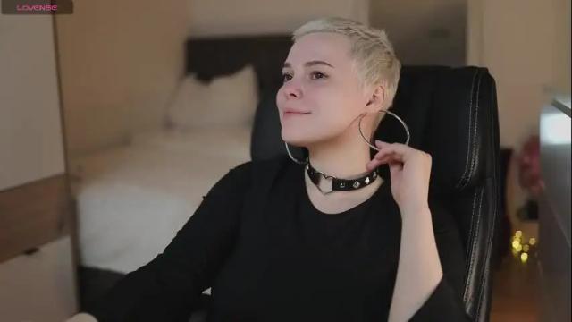 Image 4 of lika_loves_you Stream on Chaturbate on 28 days ago