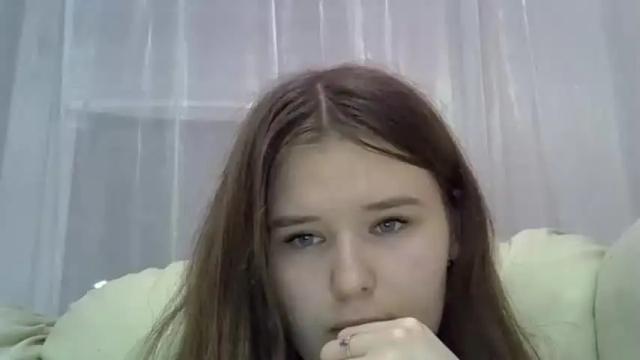Image 12 of likaairy Stream on Chaturbate on 15 months ago