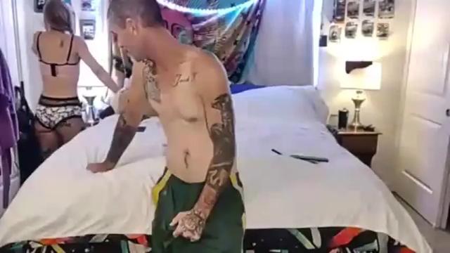 Thumbnail 3, like2play_808720's Stream at Chaturbate, 19 months ago