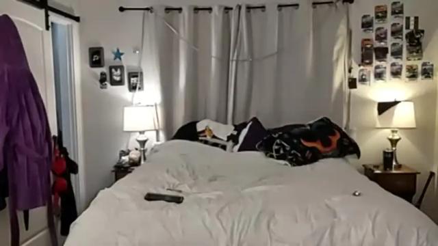 Image 12 of like2play_808720 Stream on Chaturbate on 17 months ago