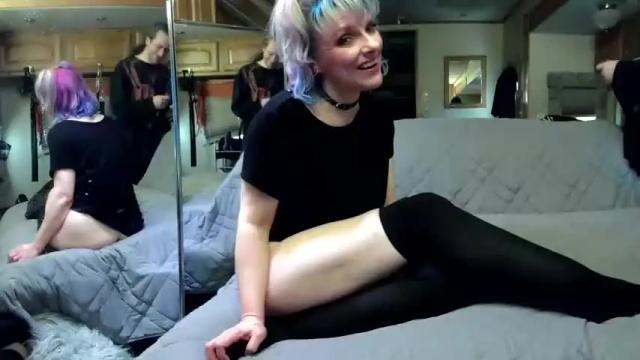 Image 6 of like_whoa Stream on Chaturbate on 13 months ago