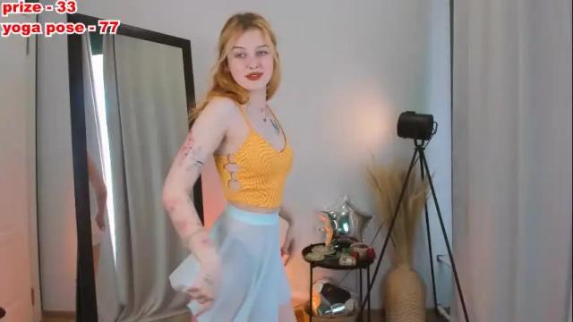 Image 3 of lil_blush_princess Stream on Chaturbate on 4 months ago