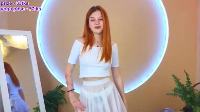 Image 6 of lil_blush_princess Stream on Chaturbate on 2 months ago