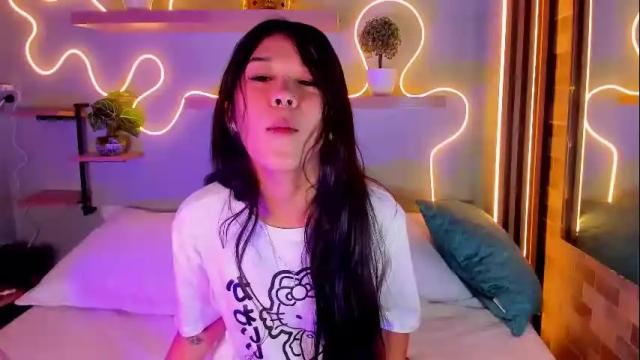 Image 7 of lil_cey Stream on Chaturbate on 3 months ago