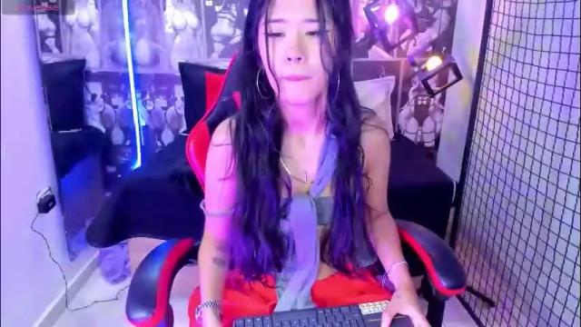 Image 12 of lil_cey Stream on Chaturbate on 2 months ago