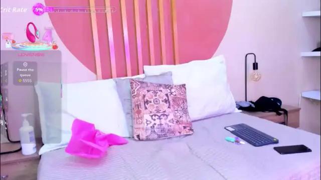Image 2 of lil_cey Stream on Chaturbate on 1 month ago