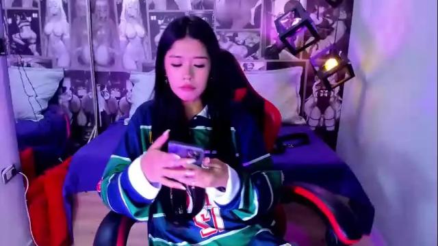 Image 7 of lil_cey Stream on Chaturbate on 1 month ago