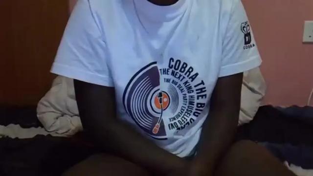 Image 2 of lil_donna Stream on Chaturbate on 13 months ago