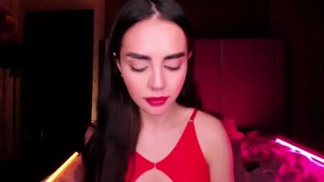 Image 4 of lil_gabbyg Stream on Chaturbate on 13 months ago
