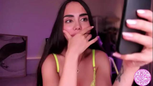 Image 4 of lil_gabbyg Stream on Chaturbate on 2 months ago