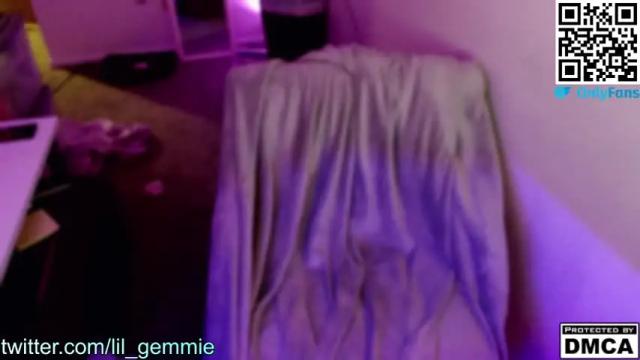 Image 3 of lil_gem Stream on Chaturbate on 17 months ago
