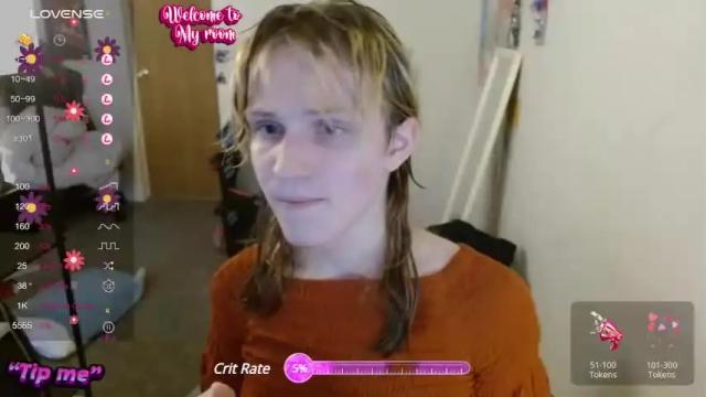 Image 8 of lil_gem Stream on Chaturbate on 15 months ago
