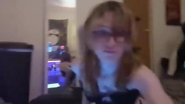 Image 7 of lil_gem Stream on Chaturbate on 14 months ago