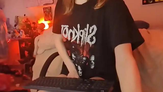 Thumbnail 2, lil_gem's Stream at Chaturbate, 13 months ago