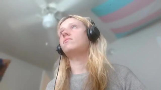 Image 4 of lil_gem Stream on Chaturbate on 2 months ago