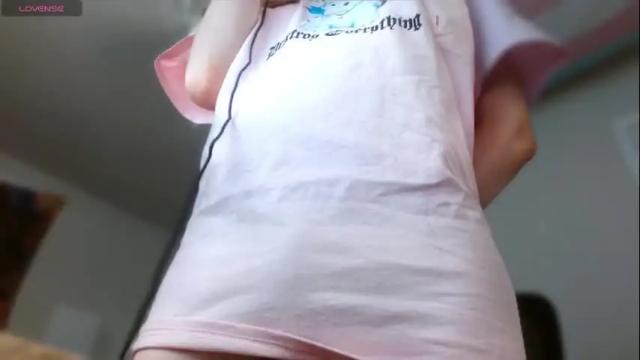 Image 10 of lil_gem Stream on Chaturbate on 2 months ago