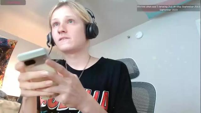 Image 11 of lil_gem Stream on Chaturbate on 1 month ago