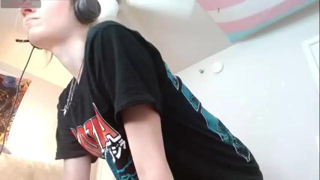 Image 8 of lil_gem Stream on Chaturbate on 1 month ago
