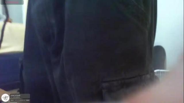 Image 3 of lil_gem Stream on Chaturbate on 1 month ago