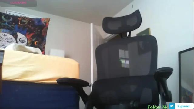 Image 2 of lil_gem Stream on Chaturbate on 20 days ago