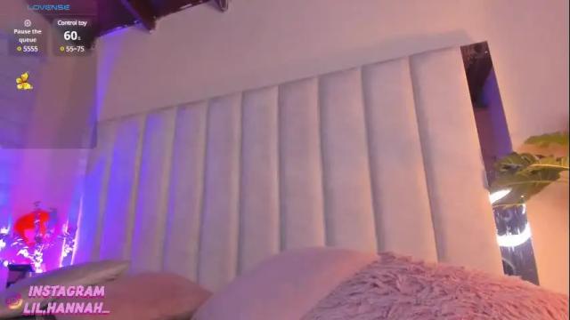 Image 3 of lil_hanna18 Stream on Chaturbate on 14 days ago