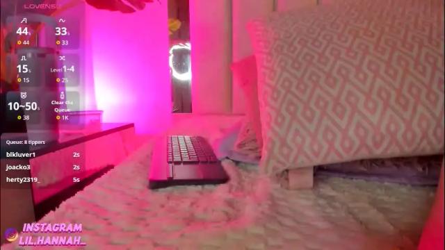 Image 2 of lil_hanna18 Stream on Chaturbate on 1 month ago