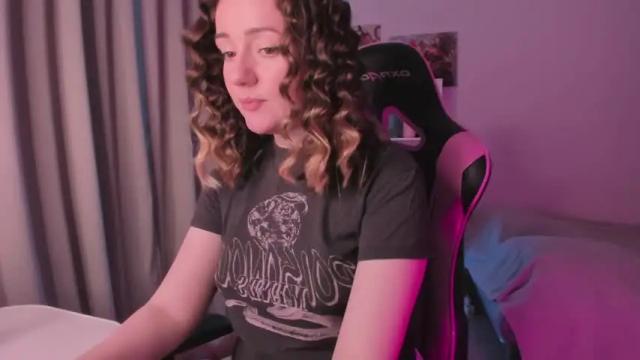 Image 4 of lil_happiness Stream on Chaturbate on 15 months ago
