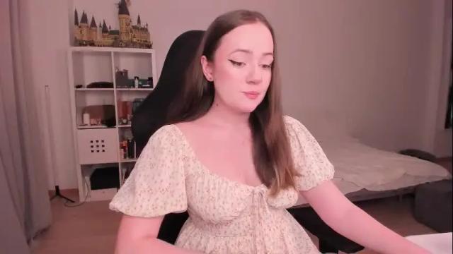 Image 10 of lil_happiness Stream on Chaturbate on 2 months ago