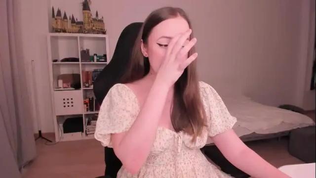 Image 3 of lil_happiness Stream on Chaturbate on 2 months ago