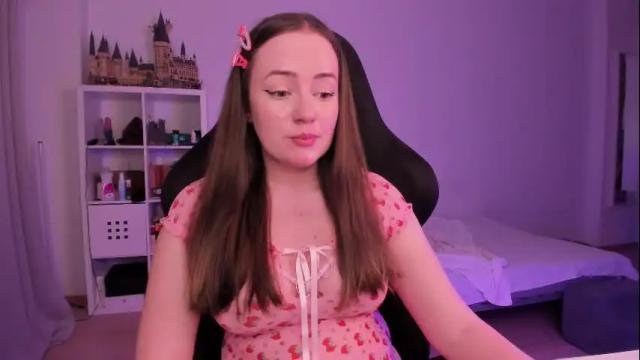 Image 3 of lil_happiness Stream on Chaturbate on 1 month ago