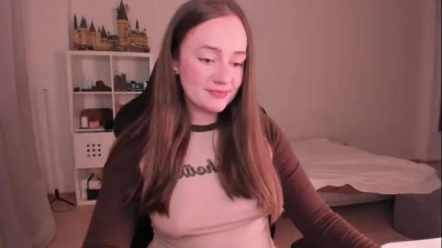 Image 7 of lil_happiness Stream on Chaturbate on 1 month ago