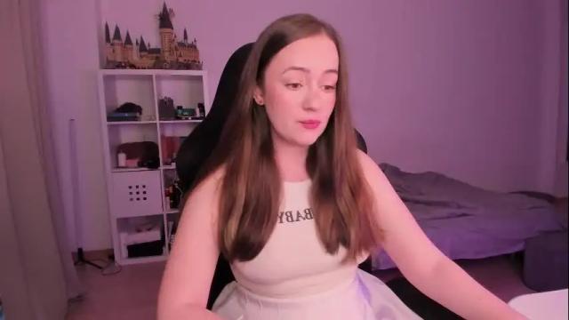 Image 4 of lil_happiness Stream on Chaturbate on 13 days ago