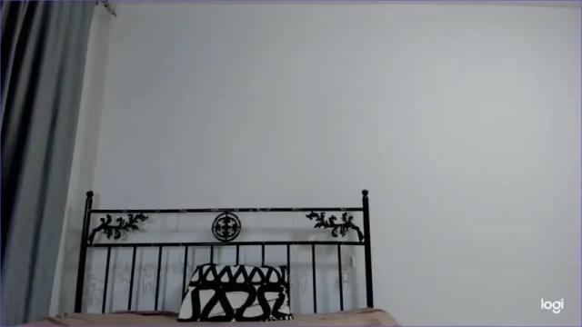 Image 4 of lil_lin0 Stream on Chaturbate on 16 months ago