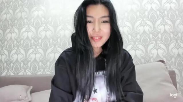 Image 10 of lil_lin0 Stream on Chaturbate on 14 months ago