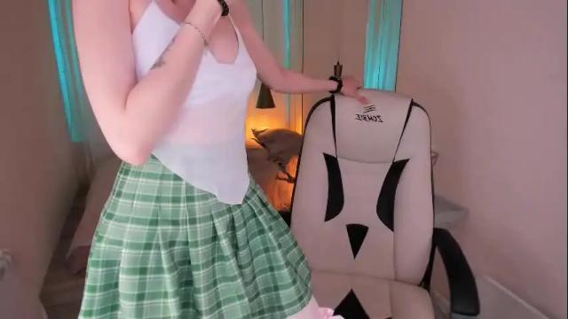 Image 6 of lil_melanie_ Stream on Chaturbate on 3 months ago