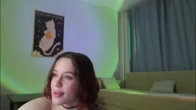 Image 4 of lil_reya Stream on Chaturbate on 1 month ago