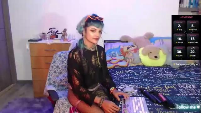 Image 10 of lila_bratz Stream on Chaturbate on 4 days ago
