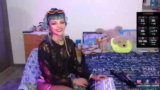 Image 2 of lila_bratz Stream on Chaturbate on 4 days ago