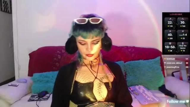 Image 12 of lila_bratz Stream on Chaturbate on 3 days ago