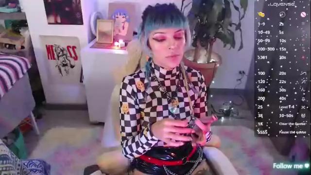 Image 6 of lila_bratz Stream on Chaturbate on 2 months ago