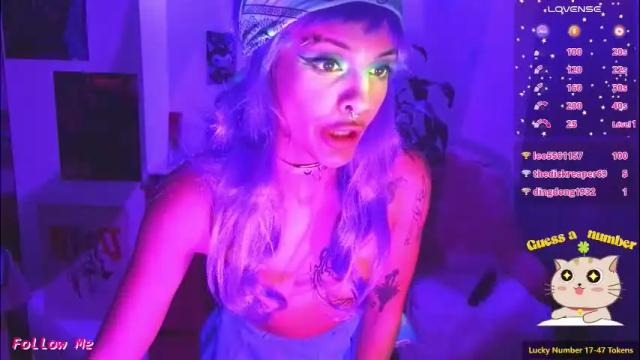 Image 10 of lila_bratz Stream on Chaturbate on 2 months ago
