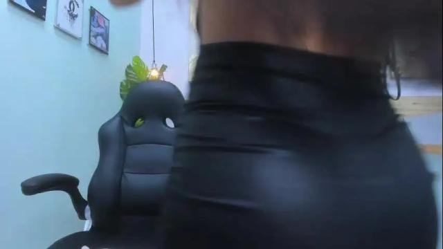 Image 3 of lila_foox Stream on Chaturbate on 1 month ago