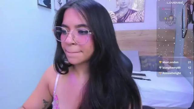 Image 7 of lila_foox Stream on Chaturbate on 13 days ago