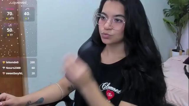 Image 4 of lila_foox Stream on Chaturbate on 11 hours ago