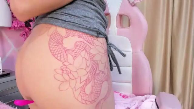 Image 12 of lila_noa Stream on Chaturbate on 1 month ago