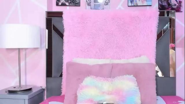 Image 12 of lila_noa Stream on Chaturbate on 7 days ago