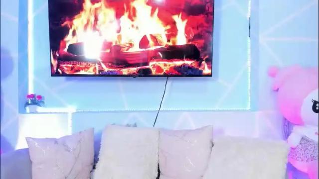 Image 3 of lila_noa Stream on Chaturbate on 1 month ago
