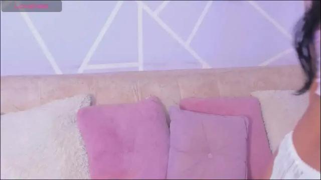 Image 4 of lila_noa Stream on Chaturbate on 1 month ago
