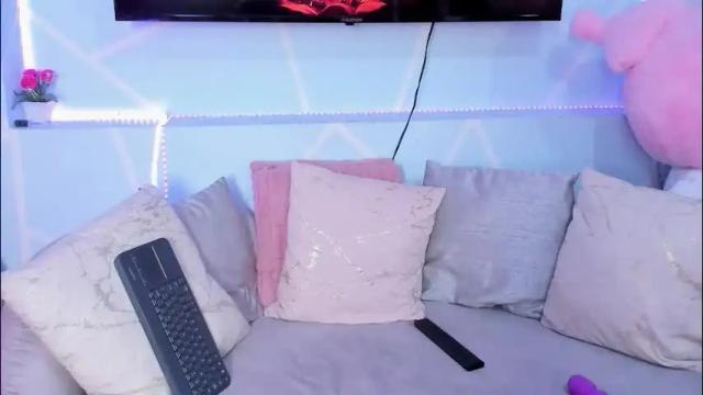 Image 4 of lila_noa Stream on Chaturbate on 25 days ago
